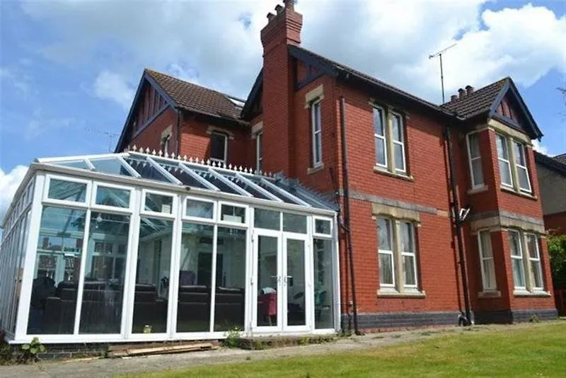 Long Stay Rooms By Capital Pads Gloucester Guest house